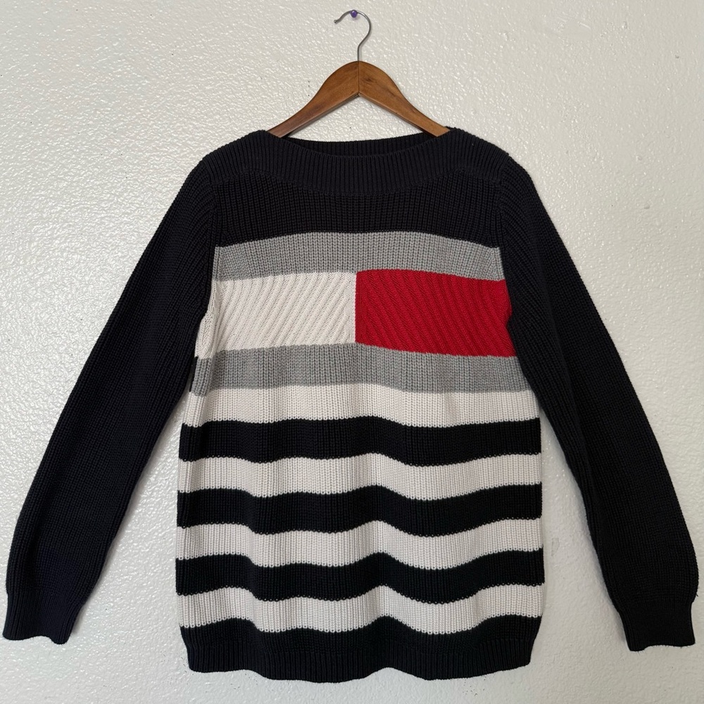 Tommy Hilfiger Blue ,White & Red Striped Crewneck Sweater Women’s Sz M